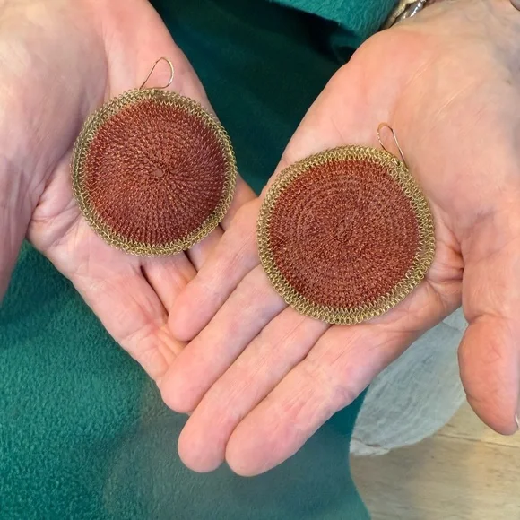 Brass and Copper Knitted Wire Hoop Earrings Hand Made in Bali🌸 - Picture 2 of 4